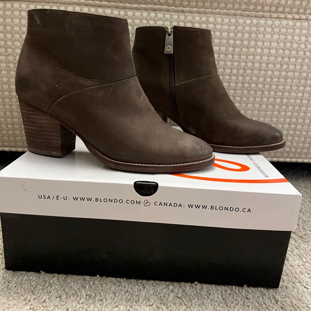 Blondo Brown Suede Ankle Booties with Stacked Heel